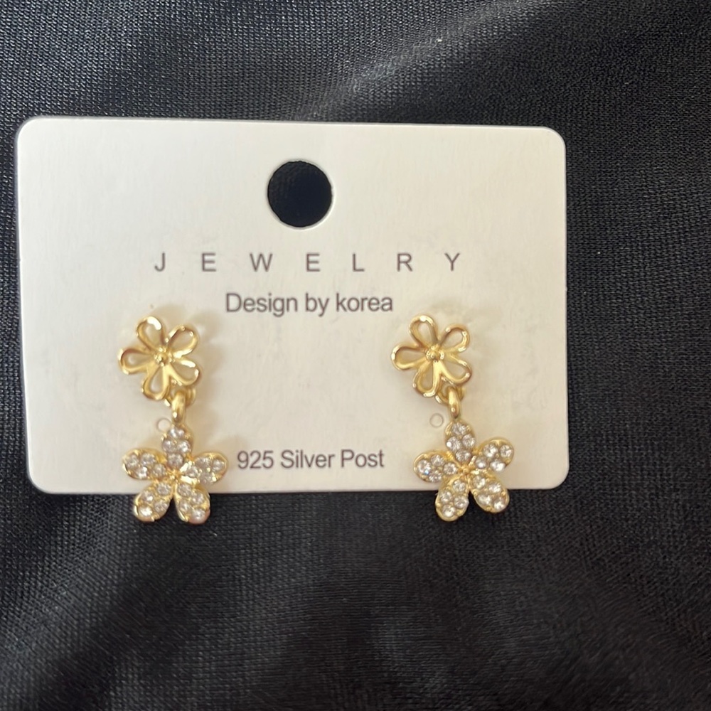 Earrings Flower Gold Plated